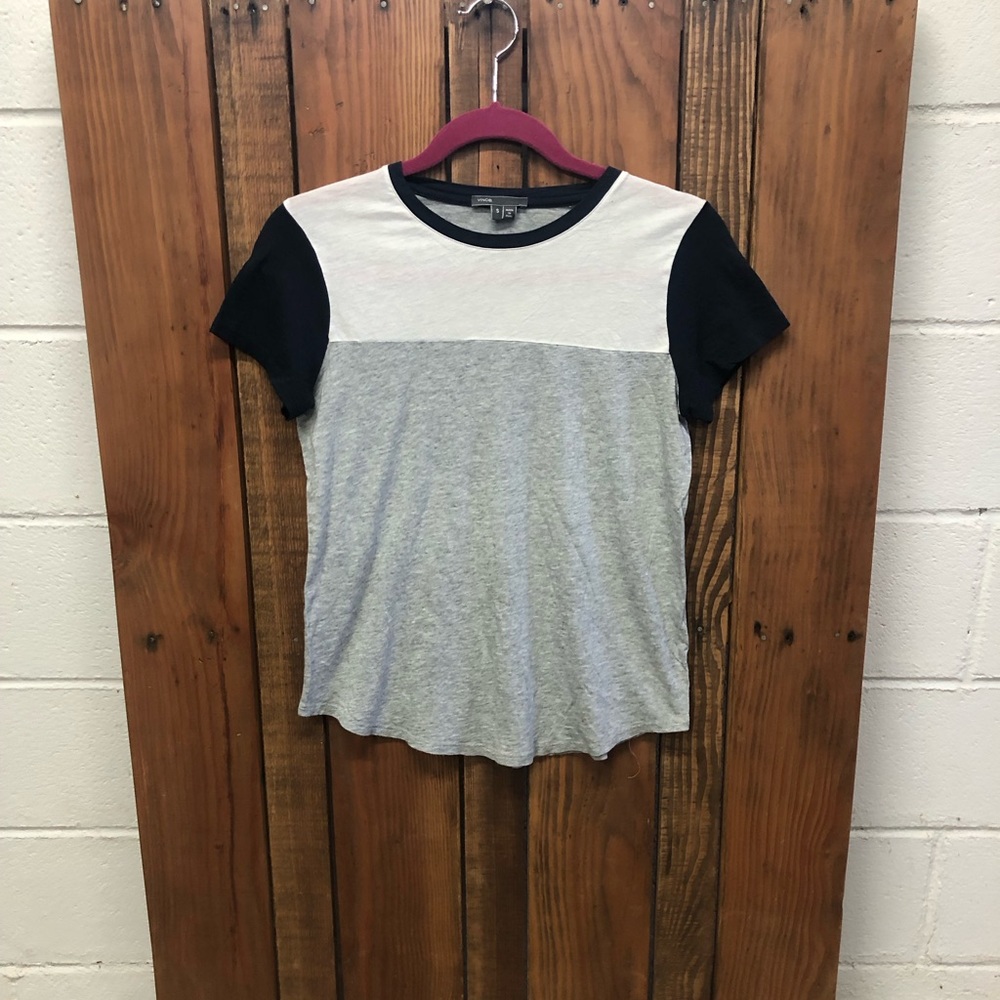 Vince size small gray white navy blue short sleeve shirt